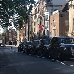 coprorate black taxi hire London